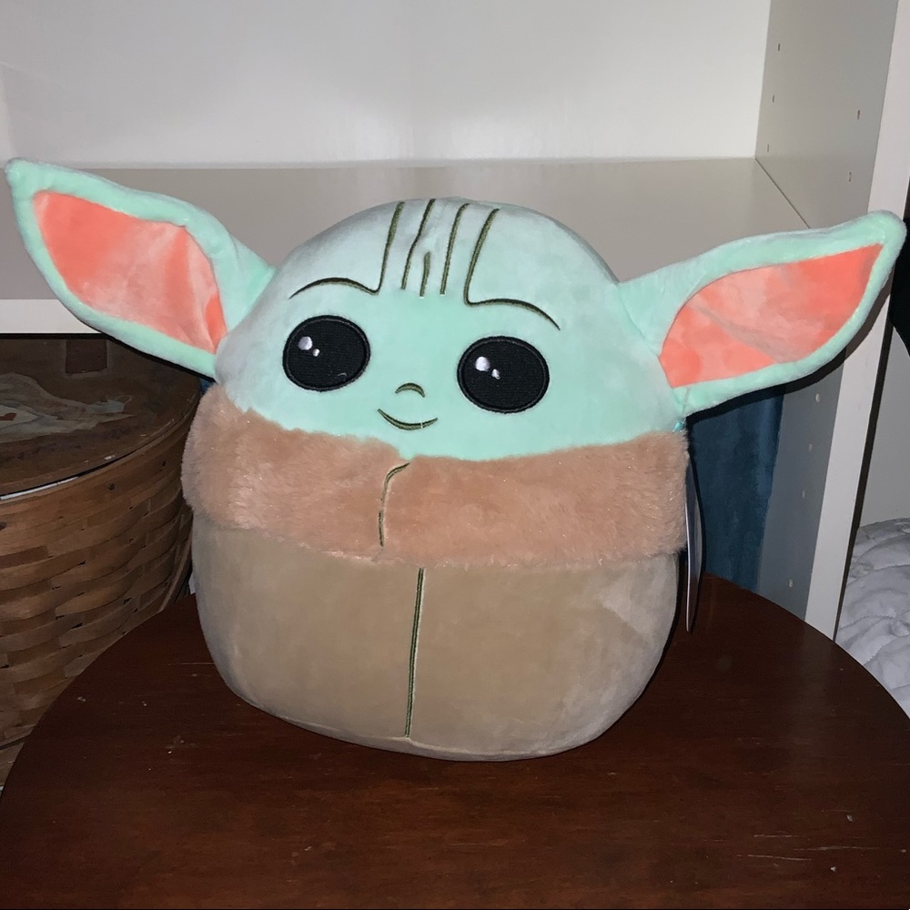 Star Wars squishmallow mandalorian baby Yoda